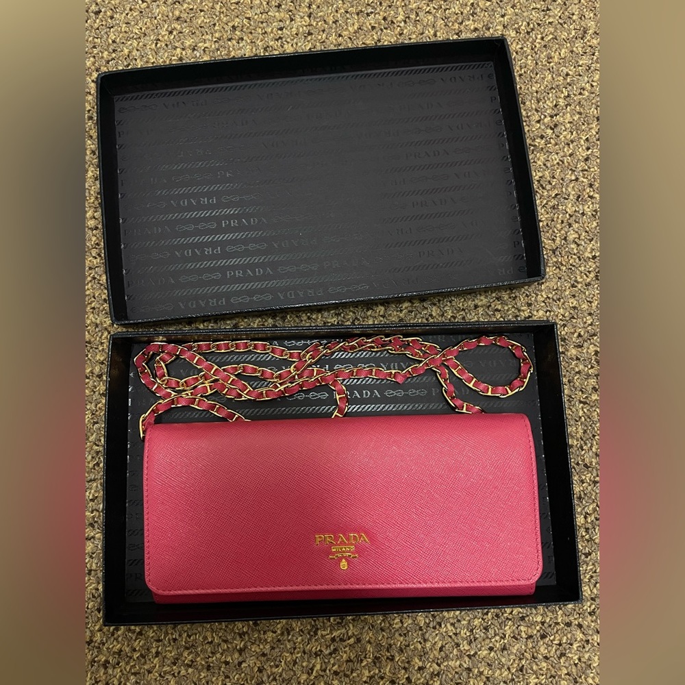 PRADA Portafolio Tracolla wallet on chain pink